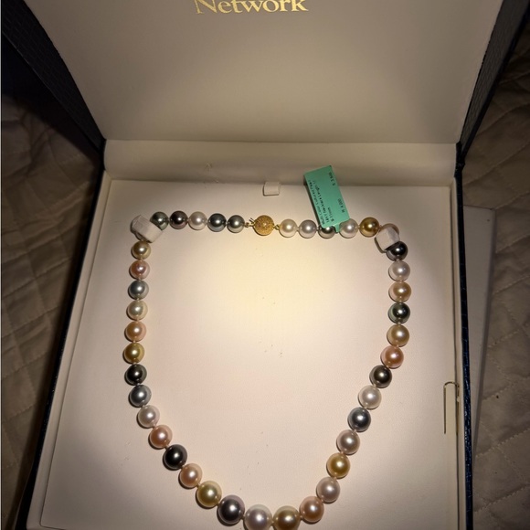 Elegant Multicolor Cultured Pearl Necklace 17” with 14k Yellow Gold NWT - Picture 11 of 11